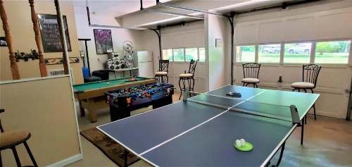 Amos`s Willow Bend Stone Cottage image 9